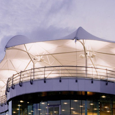 Structure tendue sur ossature métallique - ICON INTERIORS AND EXTERIORS - câble-membrane / en voile / pour couverture