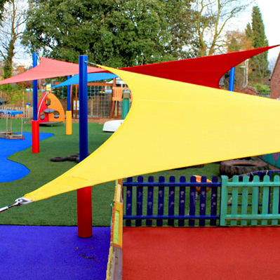 Structure tendue câble-membrane - ICON INTERIORS AND EXTERIORS - pour abri / pour terrain de sport / pour école