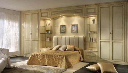 Armoire murale - R 10 - MOLETTA MOBILI - classique / en bois laqué / à portes battantes
