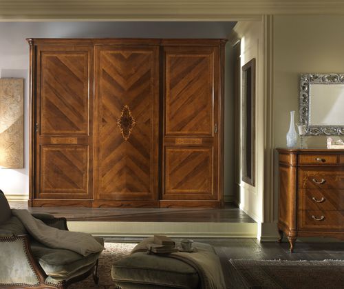 Armoire classique - G 706 - MOLETTA MOBILI - en noyer / à portes coulissantes / pour hôtel