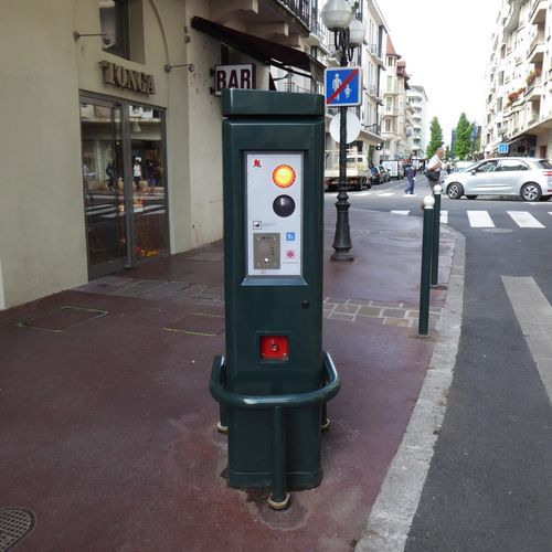 Borne en acier - Sitaccess - BORNES ESCAMOTABLES ET SYSTEMES - BES - de contrôle d'accès / en inox / haute