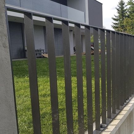 Clôture à barreaux - VISIO SIMPLE - Ograje Kočevar - de jardin / pour espace public / en acier