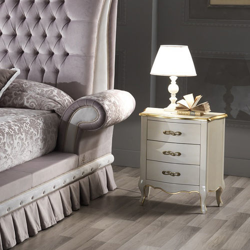 Table de chevet classique - QUEEN  - DI MARCO INTERIOR SOFA - en bois laqué / en bois doré à la feuille d'or / avec piètement en bois laqué