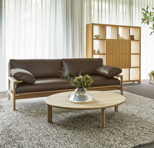Table basse contemporaine - YUKAR - CondeHouse - en chêne / en bois massif / avec piètement en chêne