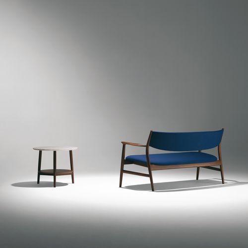 Table d'appoint contemporaine - KAMUY 58 - CondeHouse - en chêne / en noyer / en bois massif
