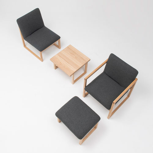 Fauteuil contemporain - JINGU - CondeHouse - en tissu / en cuir / en frêne