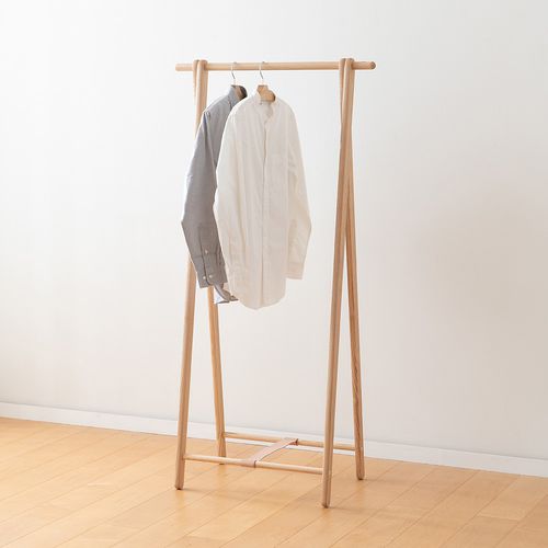 Porte-manteau sur pied - Dress Rack - CondeHouse - contemporain / en bois / professionnel
