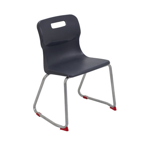 Chaise contemporaine - SKID - titan furniture - d'intérieur / en polypropylène / avec piètement en acier