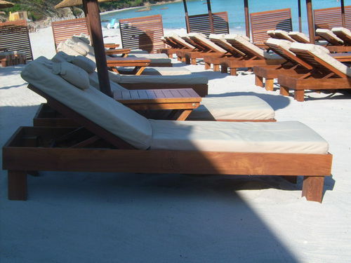 Bain de soleil contemporain - VIP - Beach Concept - en teck / de plage / professionnel