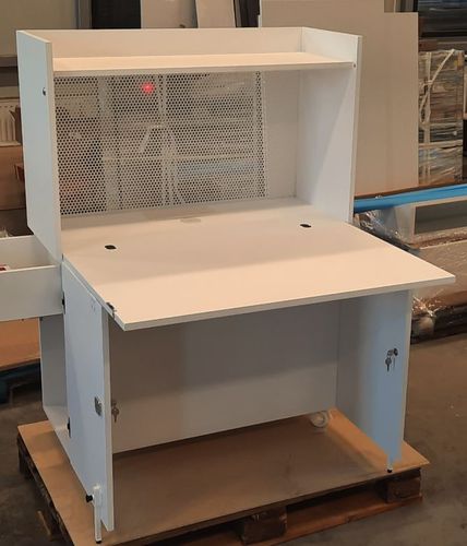 Meuble d'ordinateur contemporain - The Expert in white - Sobocan - en métal / en chêne / en mélaminé