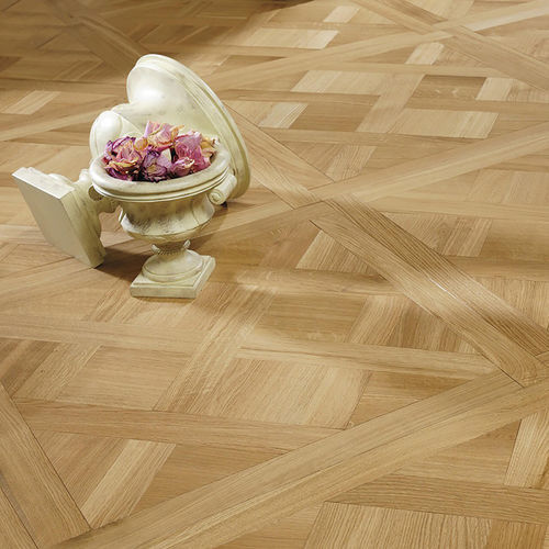 Parquet contrecollé - DALLES DE VERSAILLES NATUR - Décoplus Parquets - en chêne européen / avec incrustations en bois / brossé
