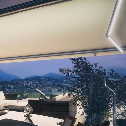 Store banne coffre - A1 CONCEPT  - gaviota - à projection / motorisé / de terrasse
