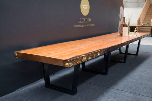 Table à manger contemporaine - Magic - Icewood - en bois / en résine / avec piètement en métal