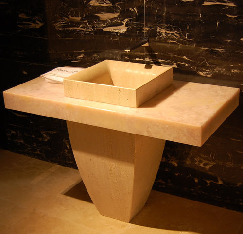 Vasque sur pied - ROMAN TRAVERTIN SINK "QUADRO" AND PINK ONYX - GIOVANNOZZI MARMI S.R.L. - en marbre / en pierre naturelle / rectangulaire