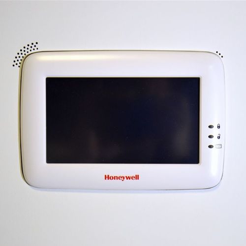 Support d'écran tactile mural - 10-01-331 - Wall-Smart - professionnel / résidentiel / contemporain