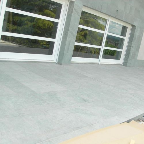 Carrelage en grès - OCEAN ROSAL - ROSAL STONES - bouchardé / d'extérieur / pour sol