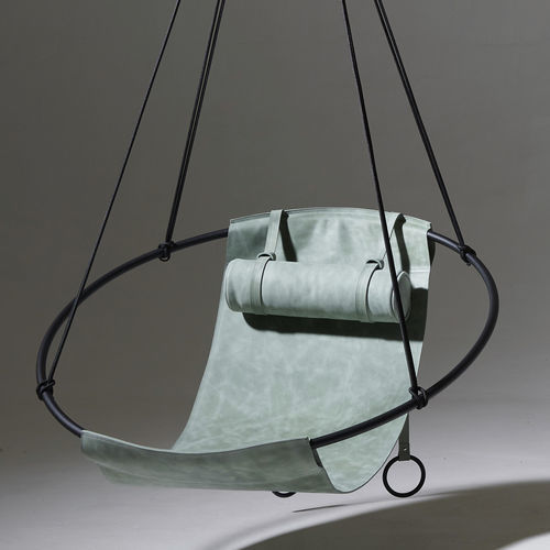 Fauteuil suspendu - SPECIAL EDITION - Studio Stirling - contemporain / en cuir / en acier