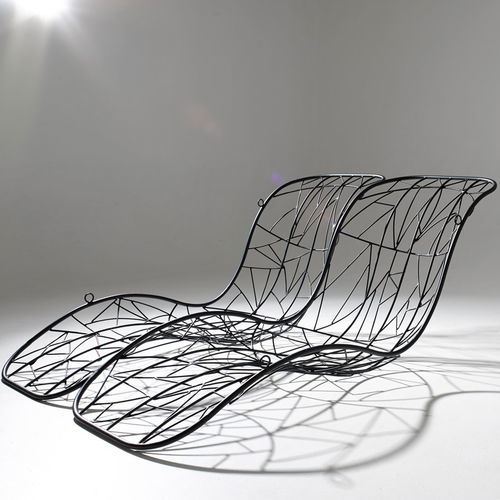 Bain de soleil design minimaliste - Recliner Double - Studio Stirling - en acier inoxydable / en acier / en acier à revêtement par poudre