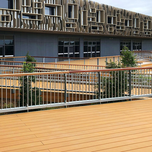 Lame de terrasse en composite - FIBA-DEK - Innowood - aspect bois / professionnelle / durable