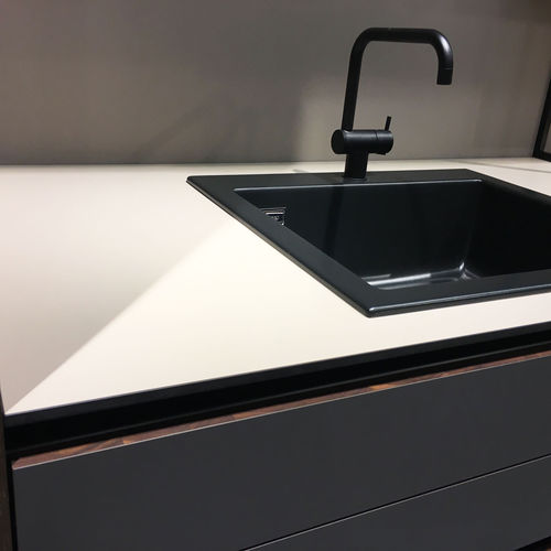 Plateau de table en HPL - DEBO® CleanTop® Panel - DEBO - antitache / résistant à la chaleur / personnalisable