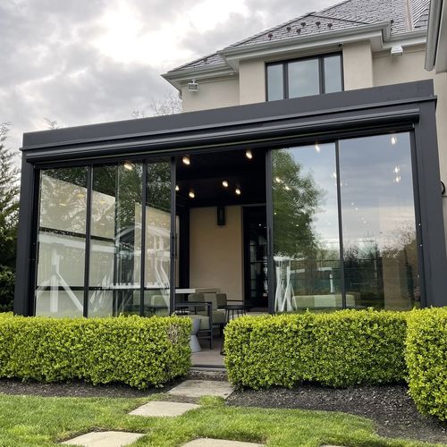 Fenêtre en verre - CLASSY - SCHILDR Inc - en aluminium / coulissante / à double vitrage