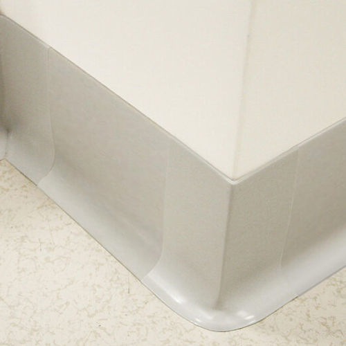 Plinthe blanche - SK.100 - STYLA s.r.l. - en plastique / d'angle / courbée