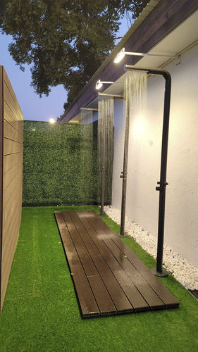 Douche d'extérieur multifonction - ALVARAE Design Studio - de piscine / en fibre de carbone / résidentielle