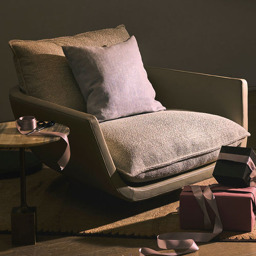 Fauteuil contemporain - Rua Ipanema - MAN OF PARTS - en tissu / en cuir / en plumes