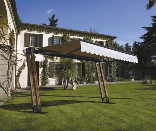 Store banne autoportant - THALIA - Giardini Veneti Srl - semi-coffre / motorisé / professionnel