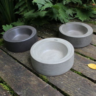 Gamelle pour chien en béton - ESTRO - CRÉER s.r.o. - grise / contemporaine