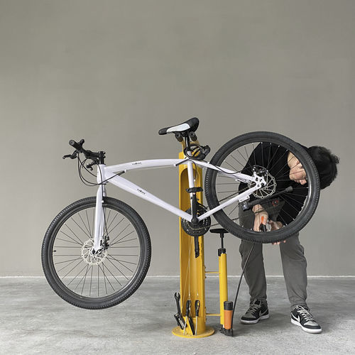 Station de réparation de vélos en acier inoxydable - KVS-BRS-1-0P - IKAVASS - avec kit d'outils / avec pompe de gonflage / pour espace public
