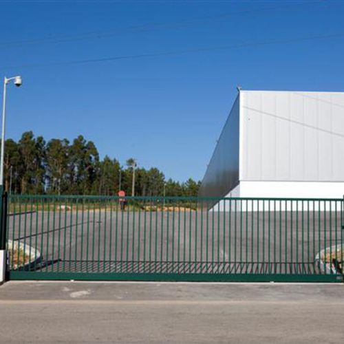 Portail coulissant - ROBUSTA SR - Betafence International - en acier galvanisé / en acier électrosoudé / à barreaux