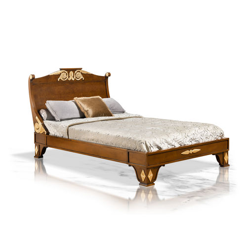 Lit queen size - H1 - Francesco Molon - de style / avec tête de lit / en bois