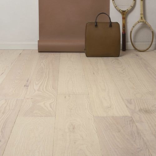 Parquet massif - B.Different - BRUNO SRL - en frêne / pont de bateau / à coller