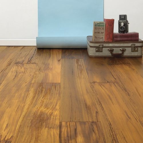 Parquet massif - B.Wild - BRUNO SRL - en teck / pont de bateau / brossé