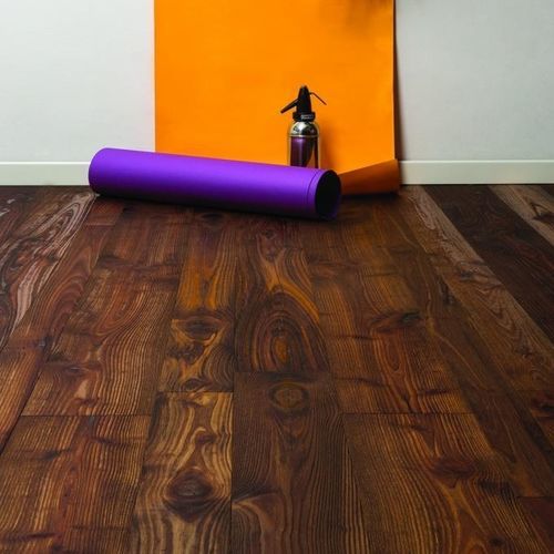 Parquet massif - B.Crazy - BRUNO SRL - en châtaignier / pont de bateau / brossé
