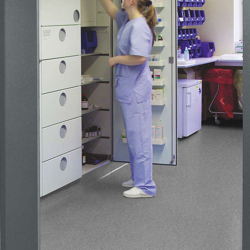 Revêtement de sol en vinyle - MIPOLAM COSMO - Gerflor - Contract Sport & Contract Flooring - d'intérieur / pour pièce humide / d'accueil