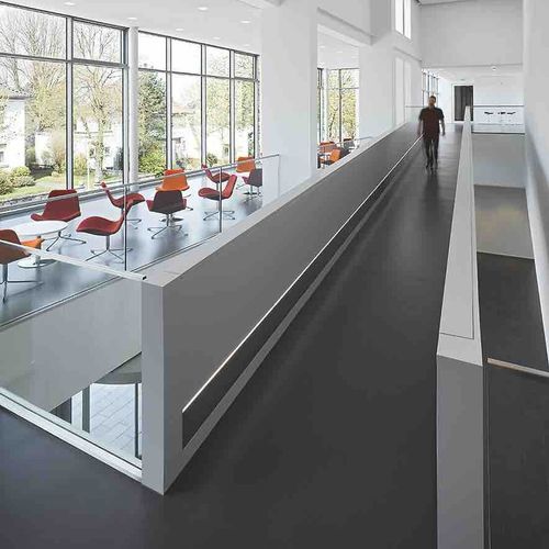 Revêtement de sol en linoléum - MARMORETTE  - Gerflor - Contract Sport & Contract Flooring - d'intérieur / pour zones à trafic lourd / contract
