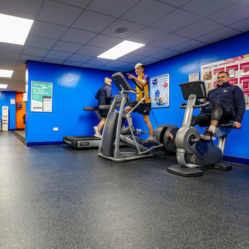 Revêtement de sol en dalles - POWERSHOCK 80  - Gerflor - Contract Sport & Contract Flooring - en caoutchouc / d'intérieur / pour zones à trafic lourd