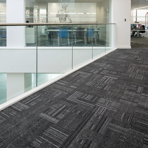 Moquette en dalles - TIMES  - Gerflor - Contract Sport & Contract Flooring - tuftée / bouclée / en nylon