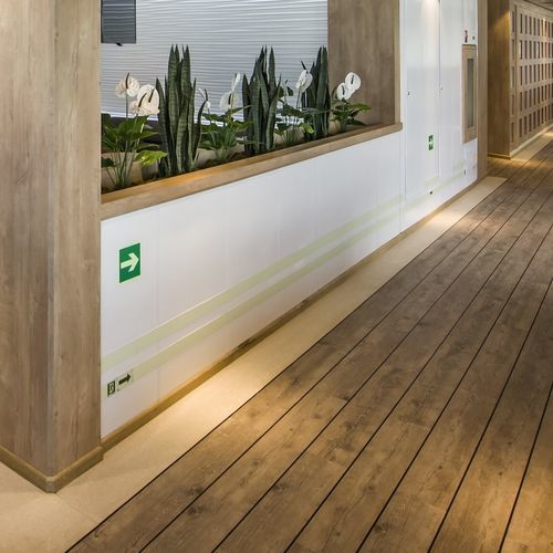 Profilé de finition en lames - CREATION  - Gerflor - Contract Sport & Contract Flooring - en vinyle / pour sol / argenté