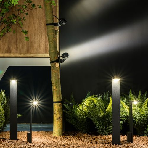 Borne d'éclairage de jardin - ELBO P  - DELTA LIGHT - contemporaine / en aluminium / en verre opalescent