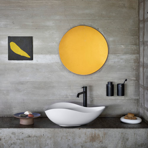 Vasque à poser - OHTAKE  - ROCA - en porcelaine / ovale / sans trou