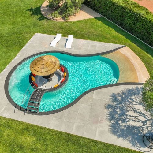 Piscine sur mesure - FORME LIBRE - Diffazur Piscines - d'extérieur / enterrée / en béton