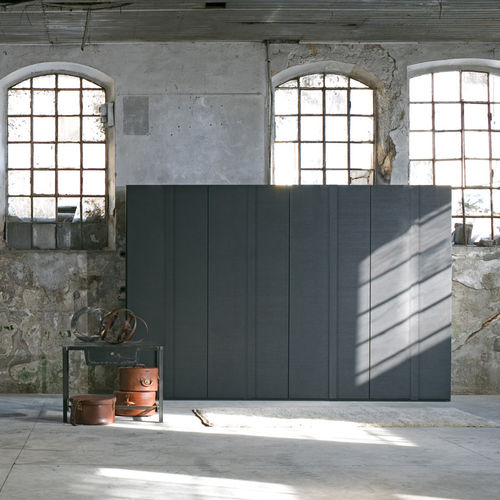 Armoire contemporaine - FLAP - Tisettanta - en cuir / en bois / en verre