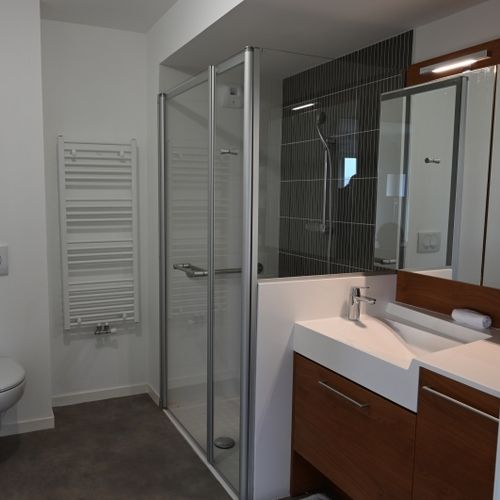 Paroi de douche battante - SELINI TYPE A/B - SANITEC - PAREO - en verre trempé / en verre transparent / 6 mm