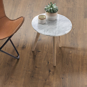 Sol stratifié en chêne - EPL075 - EGGER - en résine / flottante clic / aspect bois