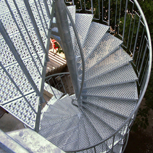 Escalier à marches en métal - GRAEPEL - droit / quart tournant / en colimaçon