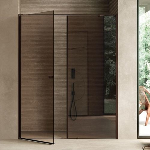 Cabine de douche en verre - K2  - VISMARAVETRO - avec porte pivotante / en niche / en verre fumé