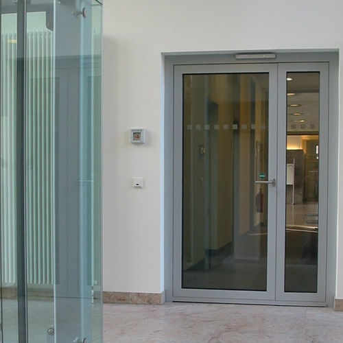 Porte d'entrée - WICSTYLE 65FP  - WICONA - en aluminium / battante / contemporaine